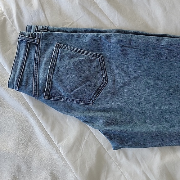 Relaxed Denim Straight Leg Distressed Jeans | Uniqlo - Picture 7 of 8